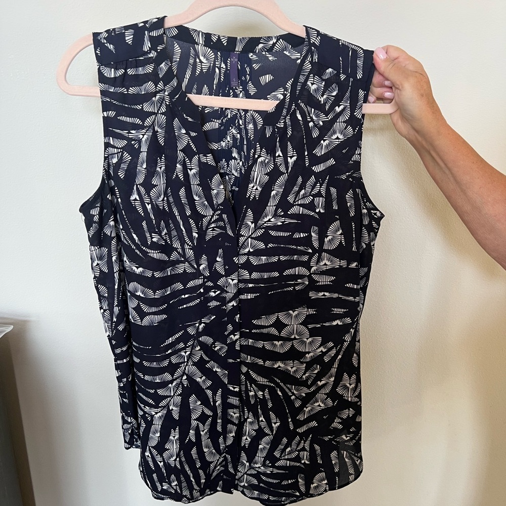 NYDJ Black and White Patterned Women's Top